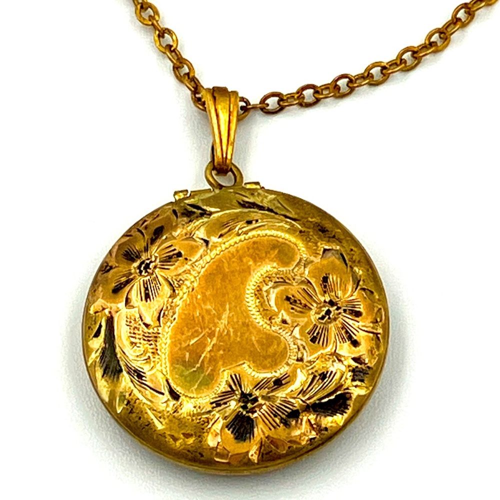 Vintage L.S. Co 10k Gold Filled Locket Pendant Ornate Etched Floral Heart